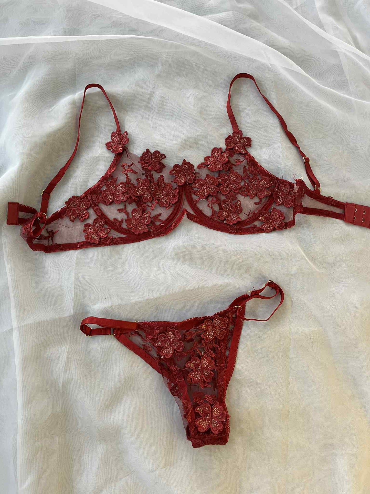 DEUX PIECES à fleurs