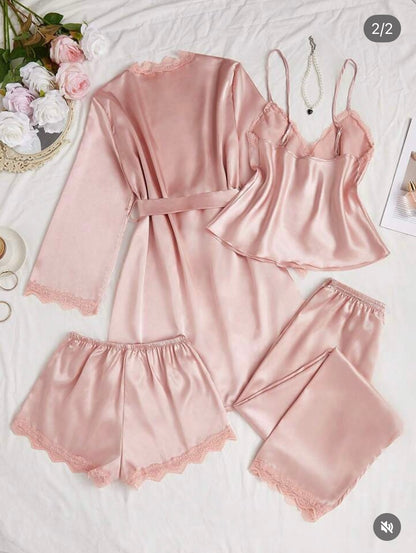 Un ensemble royale de 4 قطع كيمونو بونتالون بوستير قصير