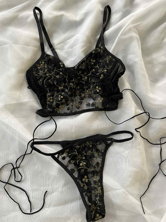 Ensemble Corset & Culotte Fleuris – Charme Romantique & Silhouette Sublimée